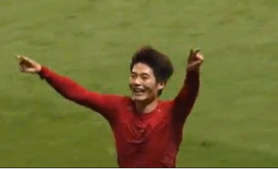 기성용(축구선수/선덜랜드AFC미드필더)
선덜랜드의 기성용(24)이 상대 적장 무리뉴를 상대로 반란을 일으켰다.