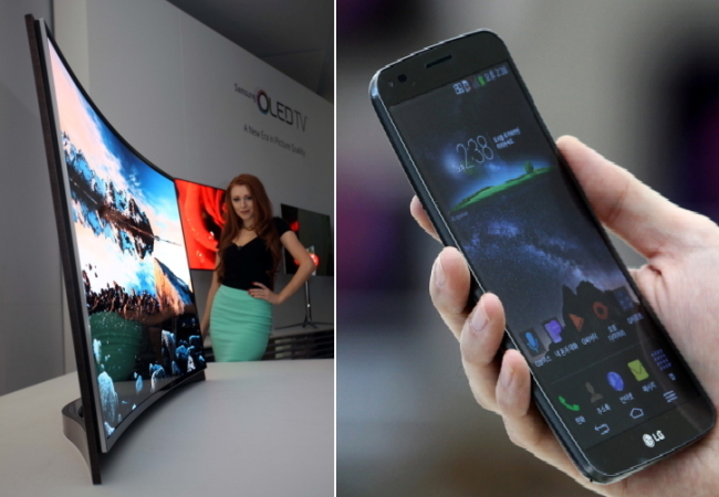 (from left) Samsung’s curved OLED TV (Samsung), LG’s G Flex curved smartphone (Bloomberg)