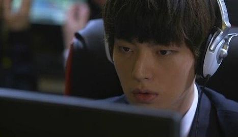 안재현(모델/에스팀)
모델 겸 배우 안재현이 SBS 새 수목드라마 ‘별에서 온 그대’에서 반항아 이미지로 강렬한 인상을 남겼다.