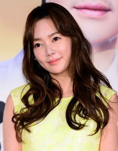 김연주(탤런트/미스코리아)
미스코리아 출신 배우 김연주(33)의 파혼 소식이 전해졌다.
