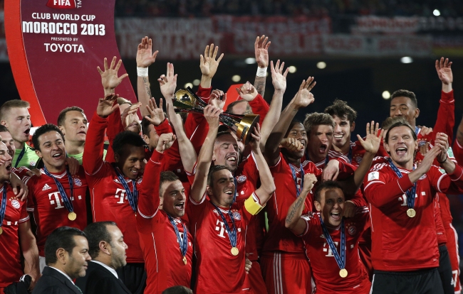 Bayern Munich players celebrate after winning the Club World Cup on Saturday.   AP-Yonhap News
