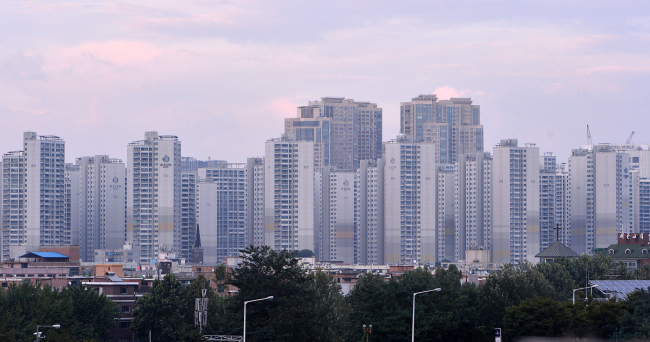 잠실아파트단지<br />이상섭 기자. babtong@heraldcorp.com<br />2012.09.19