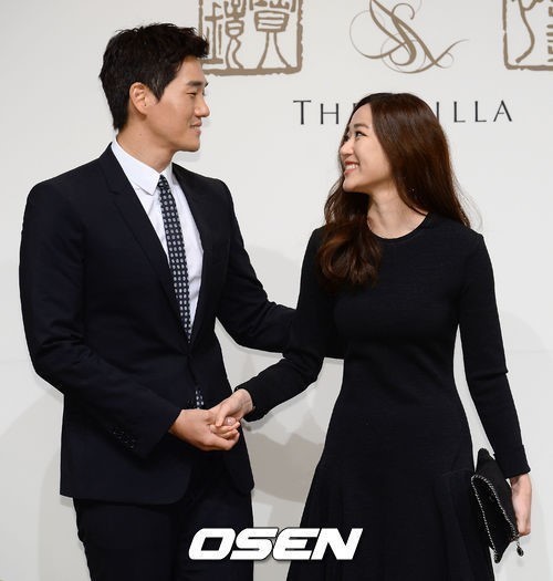 유지태(좌부터/영화배우/영화감독),김효진(영화배우/탤런트)
배우 유지태의 아내 배우 김효진이 임신을 소식을 알려 네티즌을 기쁘게 하고 있다.