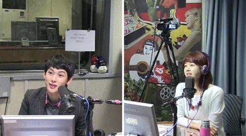 시완(좌부터/임시완/가수/ZE:A/제아파이브),박소현(탤런트/방송인)
제국의 아이들 멤버 임시완의 가족사진이 온라인에 공개돼 화제다.