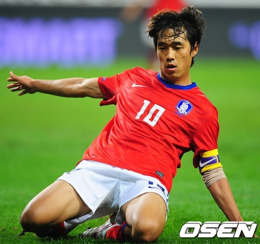 박주영(축구선수/아스날FC포워드)
잉글랜드 프리미어리그 아스날이 첼시와 대결에서 무승부를 기록했다.