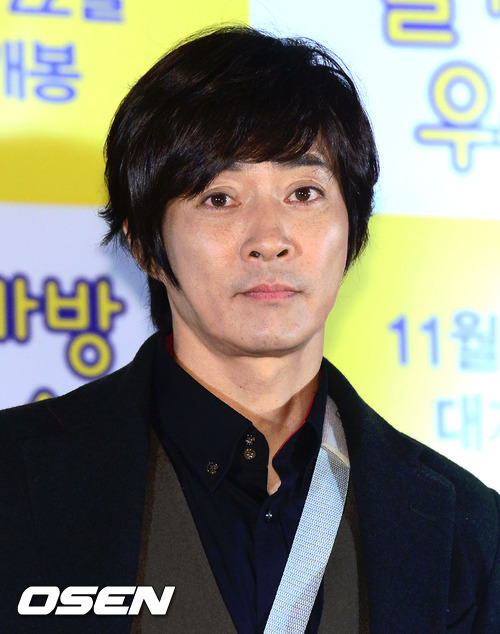최수종(탤런트/영화배우)
‘연예계 대표 잉꼬부부’ 최수종 하희라 부부가 자신들을 둘러싼 루머에 대한 심경을 밝혔다.