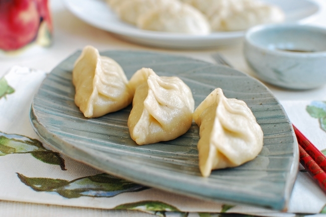Saeu mandu (shrimp dumplings) (Korean Bapsang)