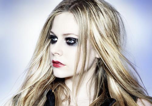 에이브릴라빈(AvrilLavigne/가수)
Concert nights at Megabox: Local cinema franchise Megabox will broadcast the Vienna Philharmonic Orchestra’s New Year’s Concert live on Jan.