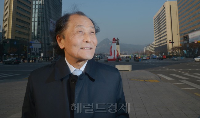 조정래<br />김명섭 기자 msiron@heraldcorp.com
조정래
김명섭 기자 msiron@heraldcorp.com
조정래
김명섭 기자 msiron@heraldcorp.com