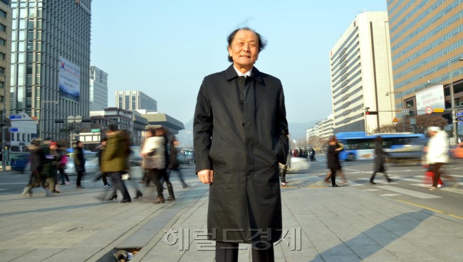 조정래<br />김명섭 기자 msiron@heraldcorp.com
조정래
김명섭 기자 msiron@heraldcorp.com
조정래
김명섭 기자 msiron@heraldcorp.com
