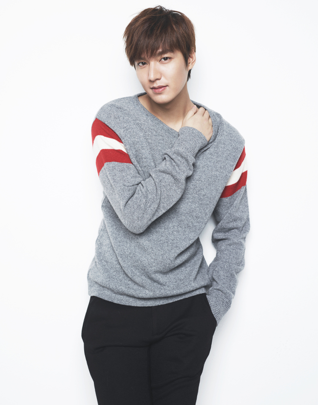 이민호(탤런트/영화배우)
배우 이민호(26)의 중국에서의 반응이 엄청나다. 이민호가 최근 중국을 방문했을때 기자는 공교롭게도 중국에 있었다.