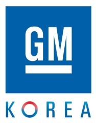 한국지엠이 사상 최대의 연간 내수실적을 달성했음에도 불구하고 수출 부문에서의 부진으로 인해 전체 판매 규모가 전년 대비 2.5％ 감소했다.
한국지엠은 지난 2013년 한 해 동안 내수 15만1040대, 수출 62만9478대 등 총 78만518대를 판매해 전년(80만635대) 대비 2.5％ 감소했다고 2일 밝혔다.