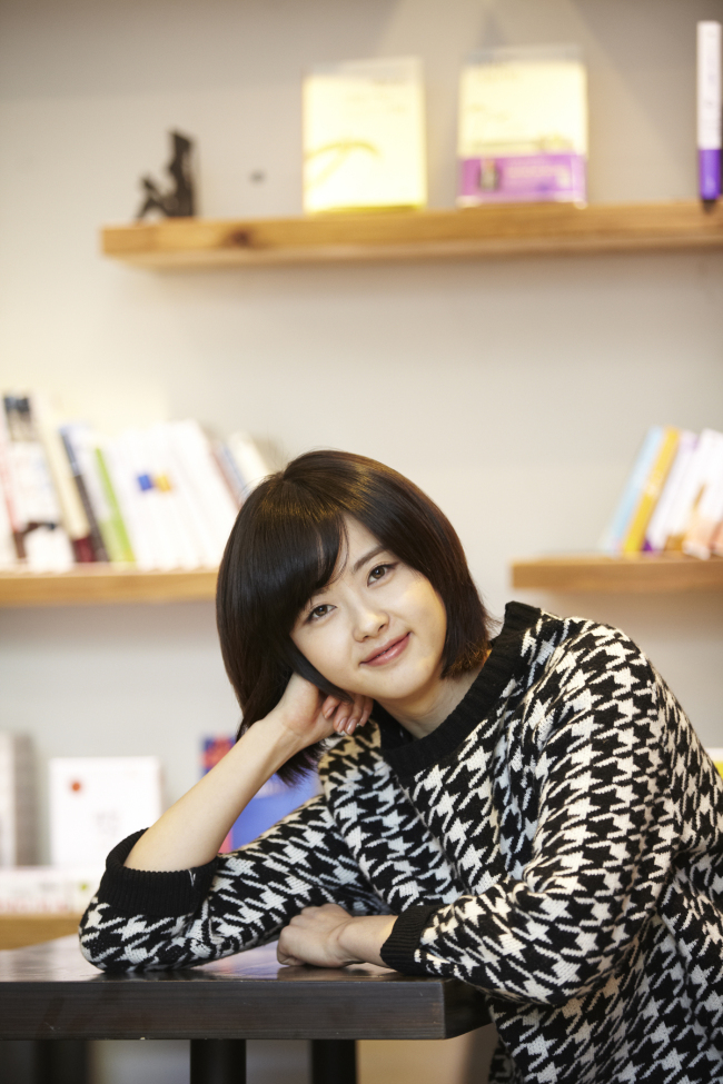 고아라(탤런트/영화배우)
10년이 걸렸다. ‘반올림’(KBS2ㆍ2003)을 통해 스타덤에 올랐지만, 드라마 주인공이었던 ‘옥림이’는 굴레였다.