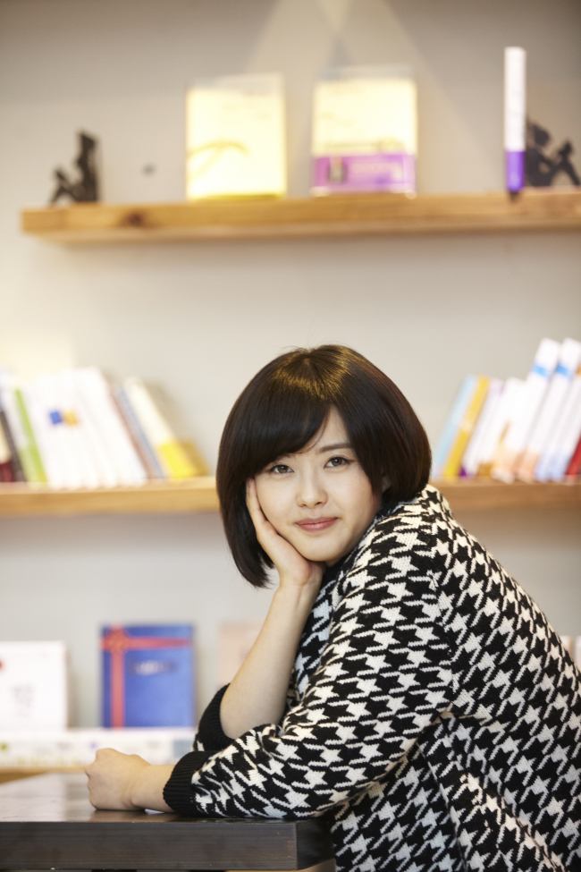 고아라(탤런트/영화배우)
10년이 걸렸다. ‘반올림’(KBS2ㆍ2003)을 통해 스타덤에 올랐지만, 드라마 주인공이었던 ‘옥림이’는 굴레였다.