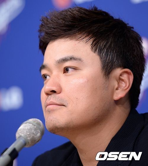 추신수(야구선수/신시내티레즈외야수)
류현진(27)의 소속팀 미국 메이저리그 LA다저스는 지난해 ‘외인부대의 힘’을 톡톡히 보여줬다.