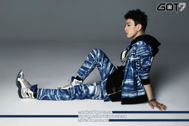 Jr.(박진영/탤런트/가수/GOT7)
케이팝의 선두주자 SM ㆍYGㆍ JYP가 앞으로 5년을 이끌 차세대 트로이카 체제를 구축, 본격 경쟁에 들어간다. 이들 3사는 동방신기, 빅뱅, 2PM 이후 미래 ‘먹거리’로 신인 보이그룹을 출격시키며 새 진용을 짜나가고 있다.