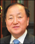 김주하(금융인/NH농협금융지주부사장)
권선주 IBK기업은행장과 김주하 NH농협은행장. 갑오년 새 지휘봉을 잡은 이들은 어떤 구상을 하고 있을까.