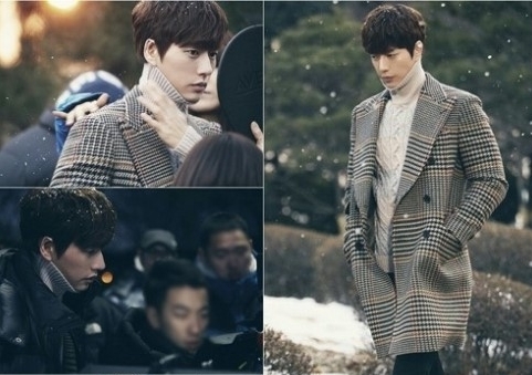 박해진(탤런트)
SBS 드라마 ‘별에서 온 그대(이하 별그대) 출연 배우 박해진 소속사 측은 8일 박해진 비하인드 컷 일부를 공개했다.