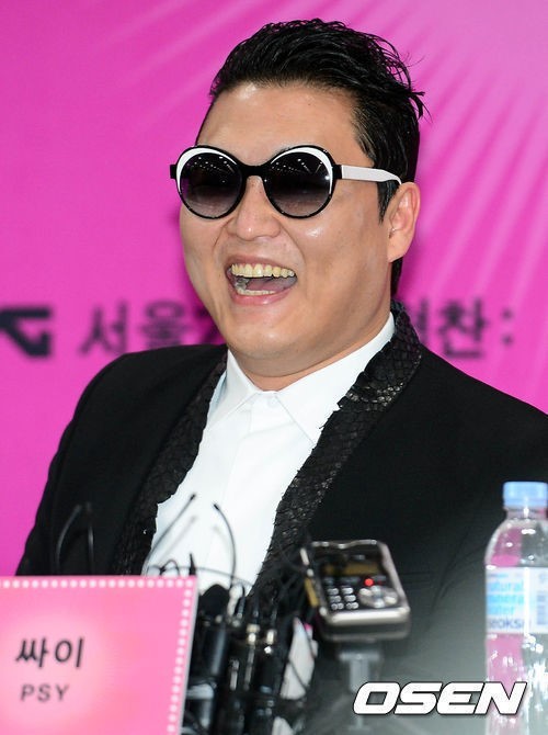 싸이(박재상/가수/음악PD)
'월드스타' 싸이가 곧 컴백할 것으로 전해졌다.