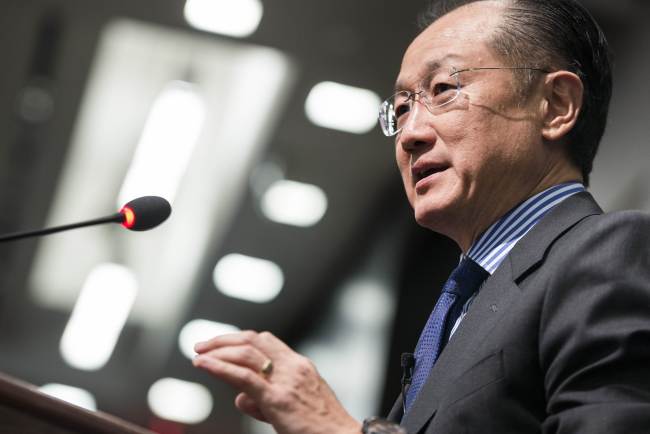 World Bank President Jim Yong Kim speaks at the Center for Strategic and International Studies in Washington, D.C., Tuesday.    AFP-Yonhap News