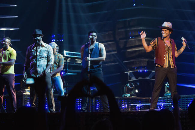 Bruno Mars performs in Los Angeles in July 2013.    Bruno Mars website