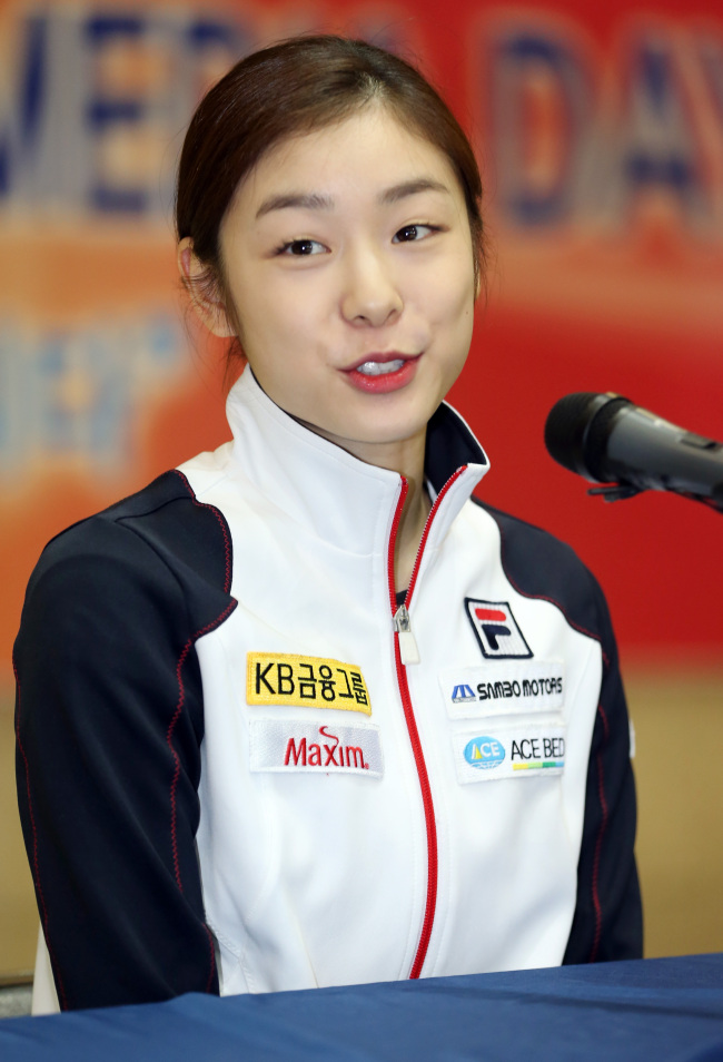 김연아(스케이트선수)
Reigning Olympic figure skating champion Kim Yu-na said Wednesday she isn’t feeling any pressure to win her second straight gold medal next month at the Sochi Winter Games.
Kim Yu-na   Yonhap News