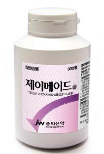 JW중외신약이 무주공산인 국내 비만치료제 시장 공략을 강화한다.
JW홀딩스 자회사인 JW중외신약(대표 김진환)은 체중감량 보조제 ‘제이메이드정’<사진>을 출시하고 본격적인 마케팅 활동에 돌입했다고 15일 밝혔다.
제이메이드정은 천연 식이섬유인 ‘알긴산’을 주성분으로 하는 다이어트 제품으로, 음식물 섭취 감소를 통해 체중감량을 도와주는 일반의약품이다.