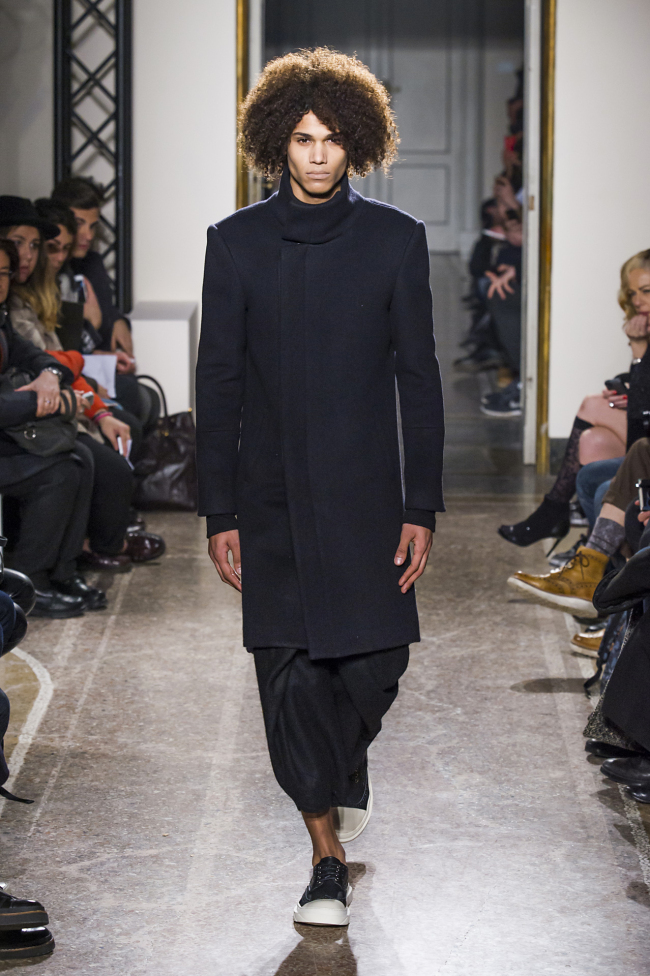 밀라노패션위크 2014 FW 남성 콜렉션에서 찬사를 받은 강동준의 D.GNAK 런웨이 장면
[사진제공=서울즈텐소울]