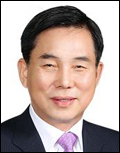 허수영(기업인/롯데케미칼대표이사사장)
허수영<사진> 롯데케미칼 사장은 “올해 부타디엔(고기능 합성고무) 수익성이 지난해보다 좋아질 것”이라고 전망했다.