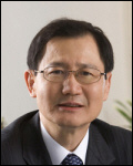박찬구(기업인/금호석유화학대표이사회장)
회삿돈을 빼돌리고 미공개 정보를 이용해 주식거래를 한 혐의로 기소된 박찬구(65) 현(現) 금호석유화학 회장에게 집형유예 선고가 내려졌다.