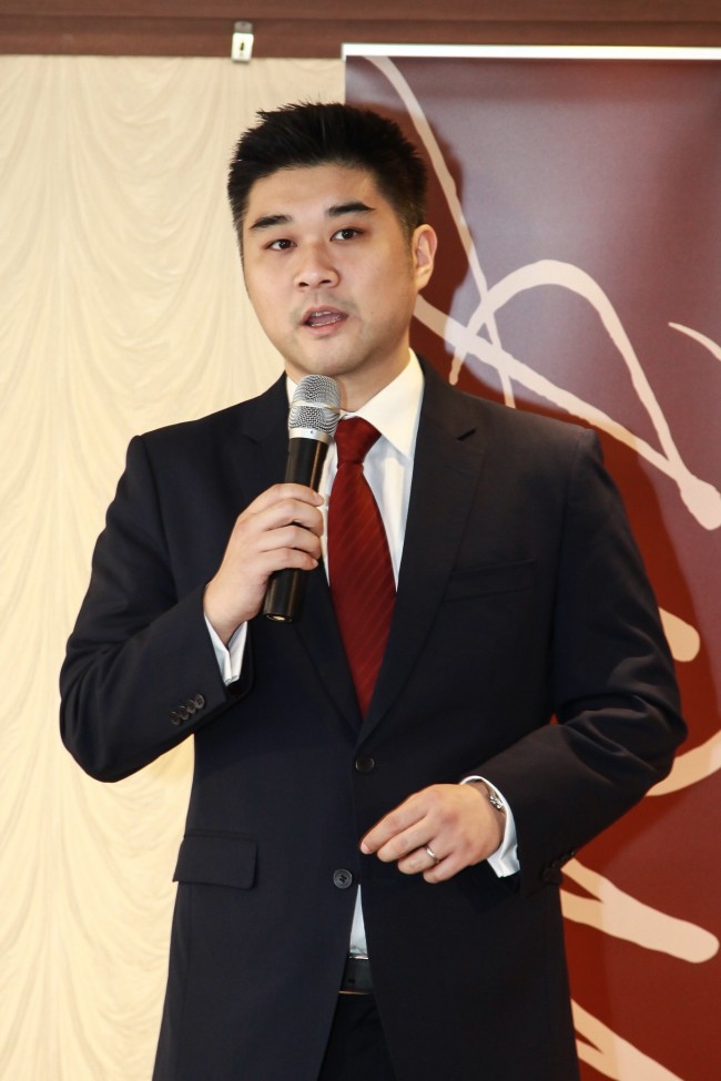 Tai Hui, chief market strategist for Asia at JPMorgan Asset Management, speaks during a meeting with the media in Seoul on Thursday.   JPMorgan