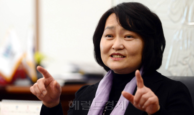 조희진 차장검사<br />김명섭 기자 msiron@heraldcorp.com
조희진 차장검사
김명섭 기자 msiron@heraldcorp.com
조희진 차장검사
김명섭 기자 msiron@heraldcorp.com