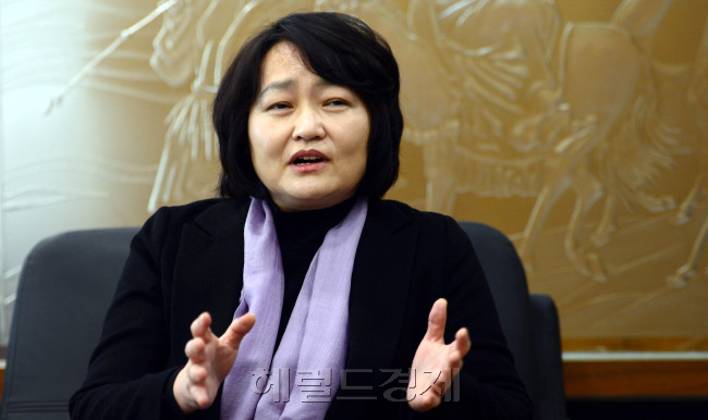 조희진 차장검사<br />김명섭 기자 msiron@heraldcorp.com
조희진 차장검사
김명섭 기자 msiron@heraldcorp.com
조희진 차장검사
김명섭 기자 msiron@heraldcorp.com
