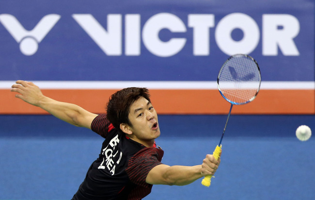 Lee Yong-dae won the gold medal in mixed doubles at the 2008 Beijing Olympics.   Yonhap