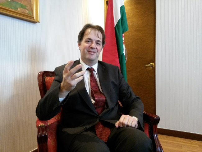 Hungarian Ambassador to South Korea Gabor Csaba gestures during an interview with The Korea Herald at his office in Seoul on Monday.   Philip Iglauer/The Korea Herald