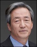 정몽준(국회의원/새누리당국회의원/대한축구협회명예회장/보건복지위원회위원)
새누리당 정몽준 의원은 3일 6·4 서울시장 선거 출마 여부에 대해 ”당에서 공식적으로 요청한다면 당의 견해를 가볍게 생각하지는 않겠다“고 말해 서울시장 출마 가능성을 내비쳤다.