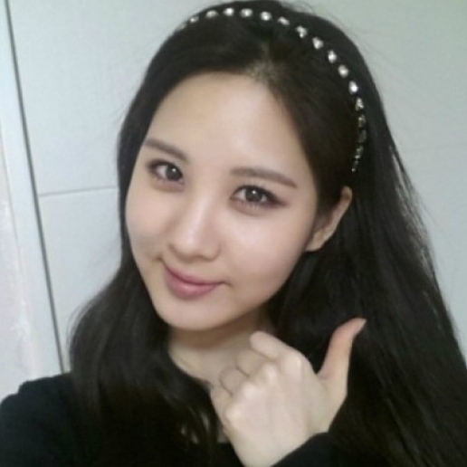 서현(서주현/가수/소녀시대/소녀시대-태티서)
소녀시대 서현의 엄지 셀카가 화제다.