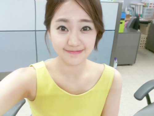 문규리(아나운서/MBC스포츠플러스아나운서)
GSL 리포터로 활동하고 있는 문규리 아나운서가 누리꾼들의 뜨거운 관심을 받고 있다.