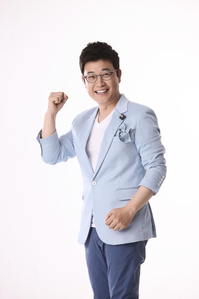 김성주(MC/전아나운서)
“지금 소치에선 뜻하지 않은 상황으로 어려움에 직면했습니다. 전기공급 문제로 소치미디어센터(IBC)에선 하루에 한두번씩 정전사태가 발생합니다. 만에 하나 경기 중 정전이 발생하더라도 방송을 차질 없게 진행하기 위해 긴급장비를 수혈하는 등 대응책을 찾고 있습니다.”(러시아 소치에서 배재성 KBS 스포츠국장)