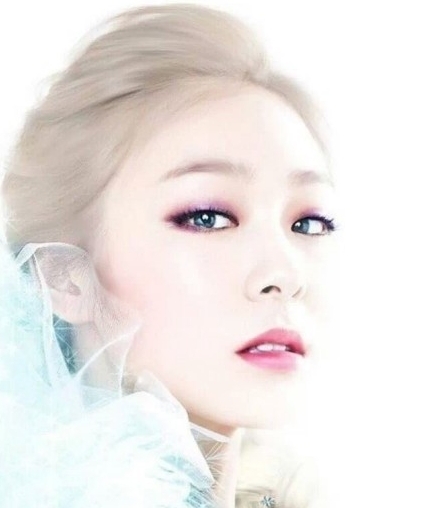 김연아(스케이트선수)
‘피겨여왕’ 김연아 let it go 영상이 뜨거운 관심을 받고 있다.