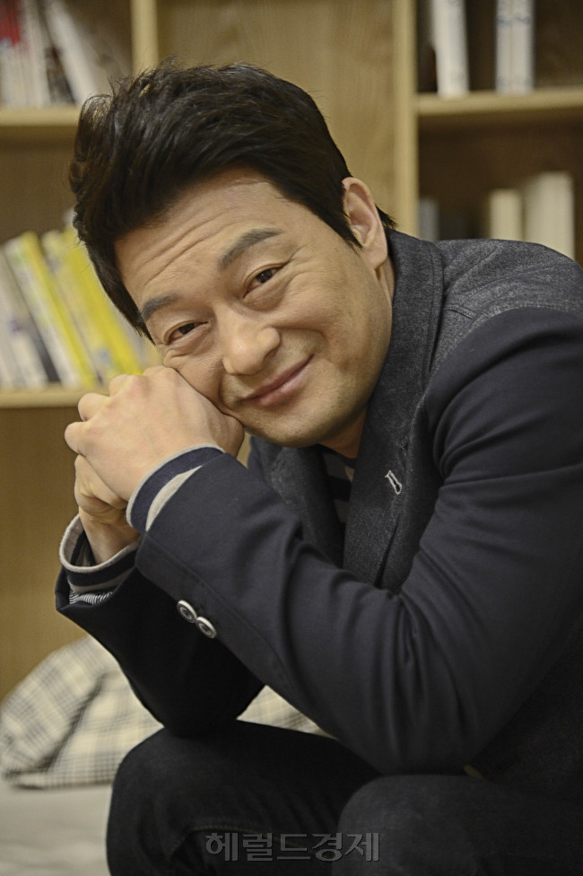 배우 조성하. 박해묵 기자/mook@heraldcorp.com
배우 조성하. 박해묵 기자/mook@heraldcorp.com