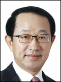 하영봉(기업인/LG상사대표이사사장)
STX에너지가 오는 25일 임시 주주총회를 통해 사명을 ‘GS이앤알(GS E&R)’로 변경하기로 했다. 신임 사장에는 하영봉 전 LG상사 대표가 최근 이사회를 통해 내정됐다.