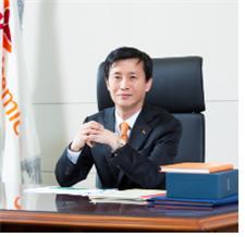 김철(기업인/SK케미칼대표이사사장)
SK케미칼이 경제5단체가 공동 주관하는 ‘투명경영대상’ 대상을 받았다.