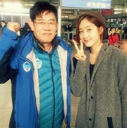 이경규(좌부터/MC/개그맨),성유리(탤런트/가수/핑클)
‘힐링캠프’ 진행자 성유리와 이경규가 소치 동계올림픽에 출전한 국가대표를 응원하기 위해 소치로 떠났다.