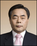민영진(기업인/KT&G대표이사사장)
KT&G 경영실적이 민영진 사장의 ‘길고 멀리보는 원칙경영’이 결실을 맺으며 대폭 증가한 것으로 나타났다.