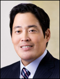 정용진(기업인/신세계그룹부회장)
‘빙판 위의 우생순(우리 생애 최고의 순간)’이라 불리는 컬링 여자대표팀이 소치 동계올림픽에서 선전하면서 국민들의 응원도 뜨겁다. 비록 4강 도전은 실패했지만 올림픽 첫 출전에 거둔 성과는 박수받아 마땅하다.