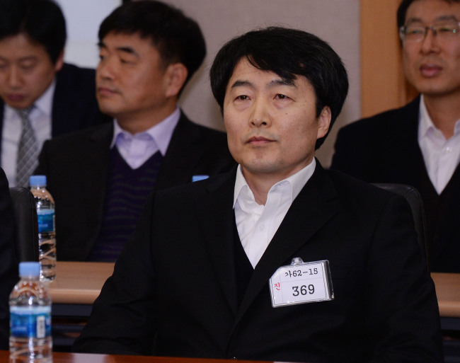 Rep. Lee Seok-ki of the Unified Progressive Party sits in the courtroom at the Suwon District Court on Feb. 3.   Yonhap