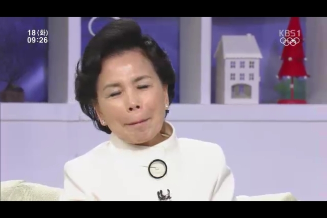 이미자(가수)
‘엘레지의 여왕' 이미자가 18일 KBS 1TV ‘아침마당’에 출연해 자신의 55년 노래 인생을 털어놓았다.