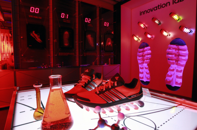 Adidas opened a pop-up “Innovation Lab” at its Myeong-dong flagship store to mark the launch of its “Springblade” running shoes.