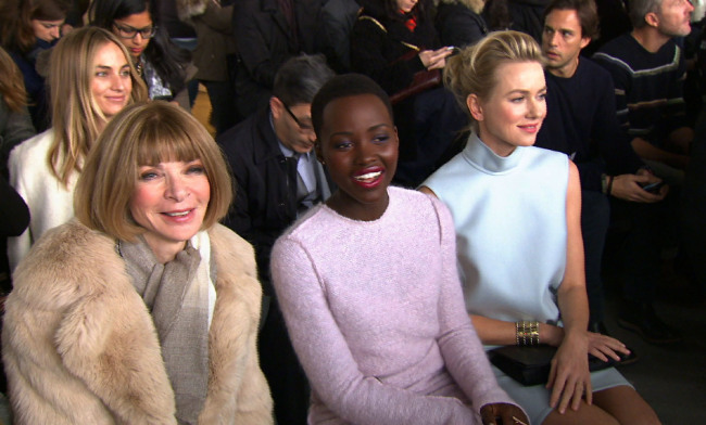 Actresses Lupita Nyong’o (center), Naomi Watts (right) and Vogue editor Anna Wintour attend the Fall 2014 Calvin Klein collection in New York on Feb. 13.   AP-Yonhap